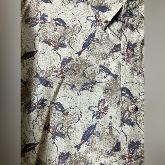 Gander Mt. Guide Series Men’s Shirt, Sz. XL, Fishing Lures Theme, Green/Gray - Picture 4 of 7
